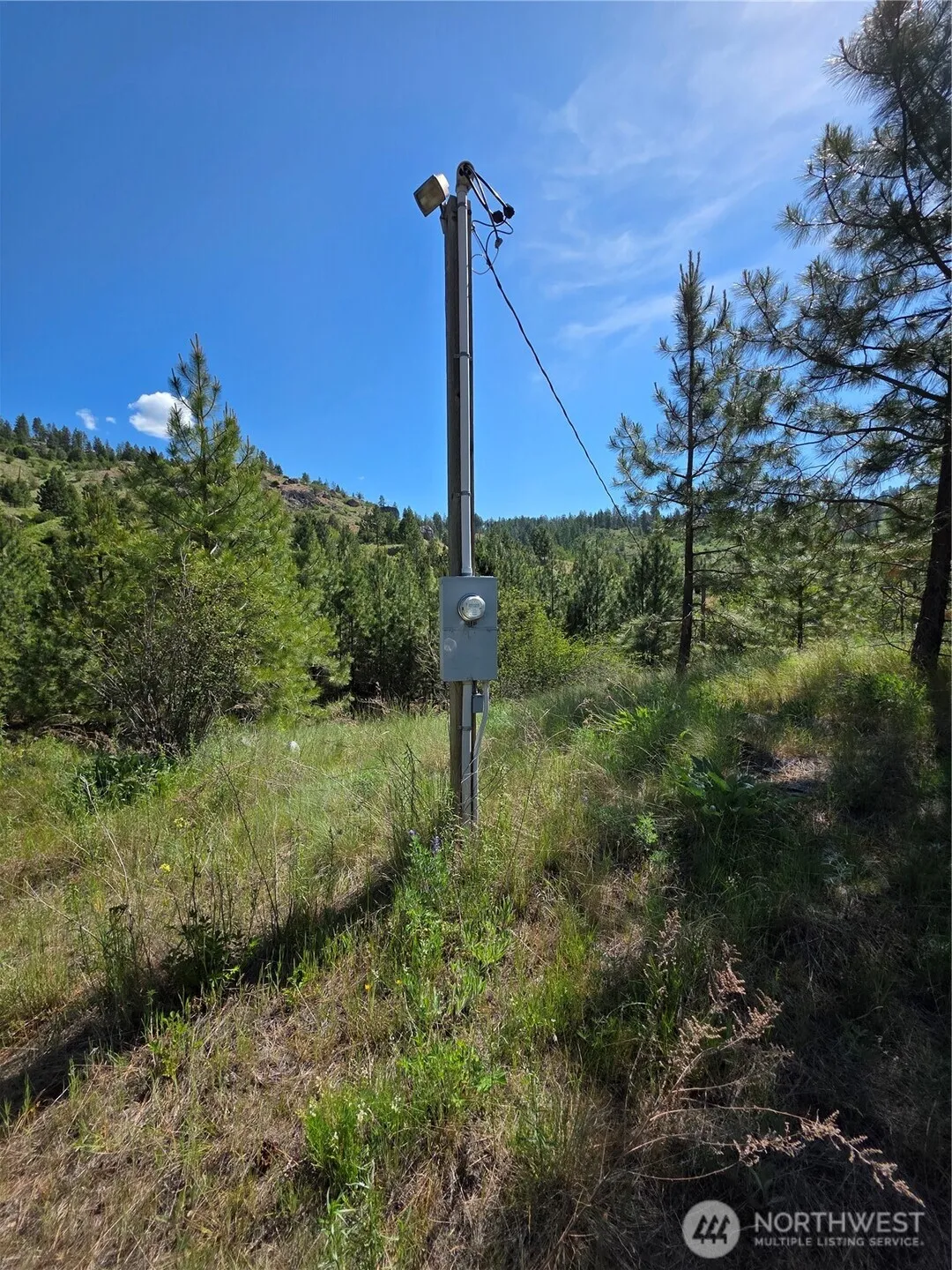 Property photo for 431 J Swanson Hill Road, Tonasket photo 5