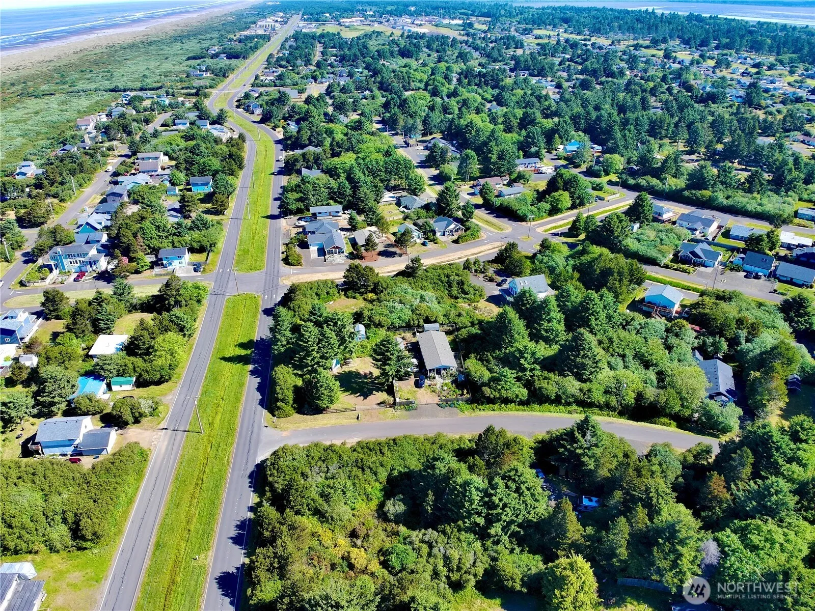 Property photo for 198 N Narwhal Loop Nw, Ocean Shores photo 2