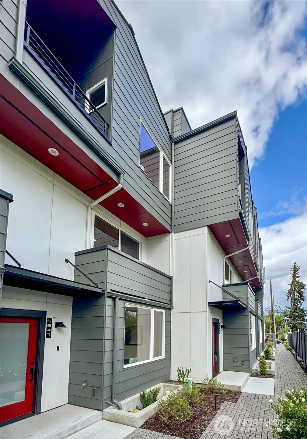 Property photo for 6947 42nd Avenue S, Seattle