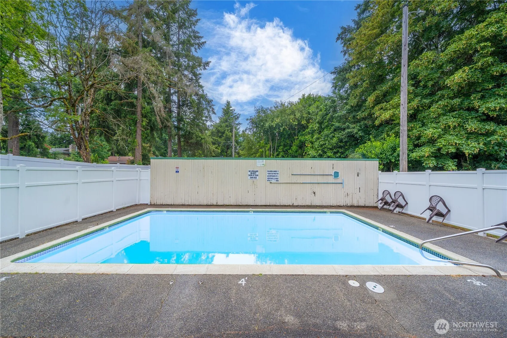 Property photo for 10430 Gravelly Lake Drive Sw #40, Lakewood photo 3
