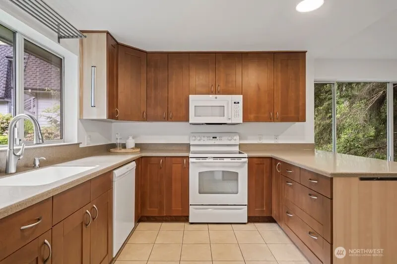 Property photo for 9912 Ne 142 Place #b201, Kirkland