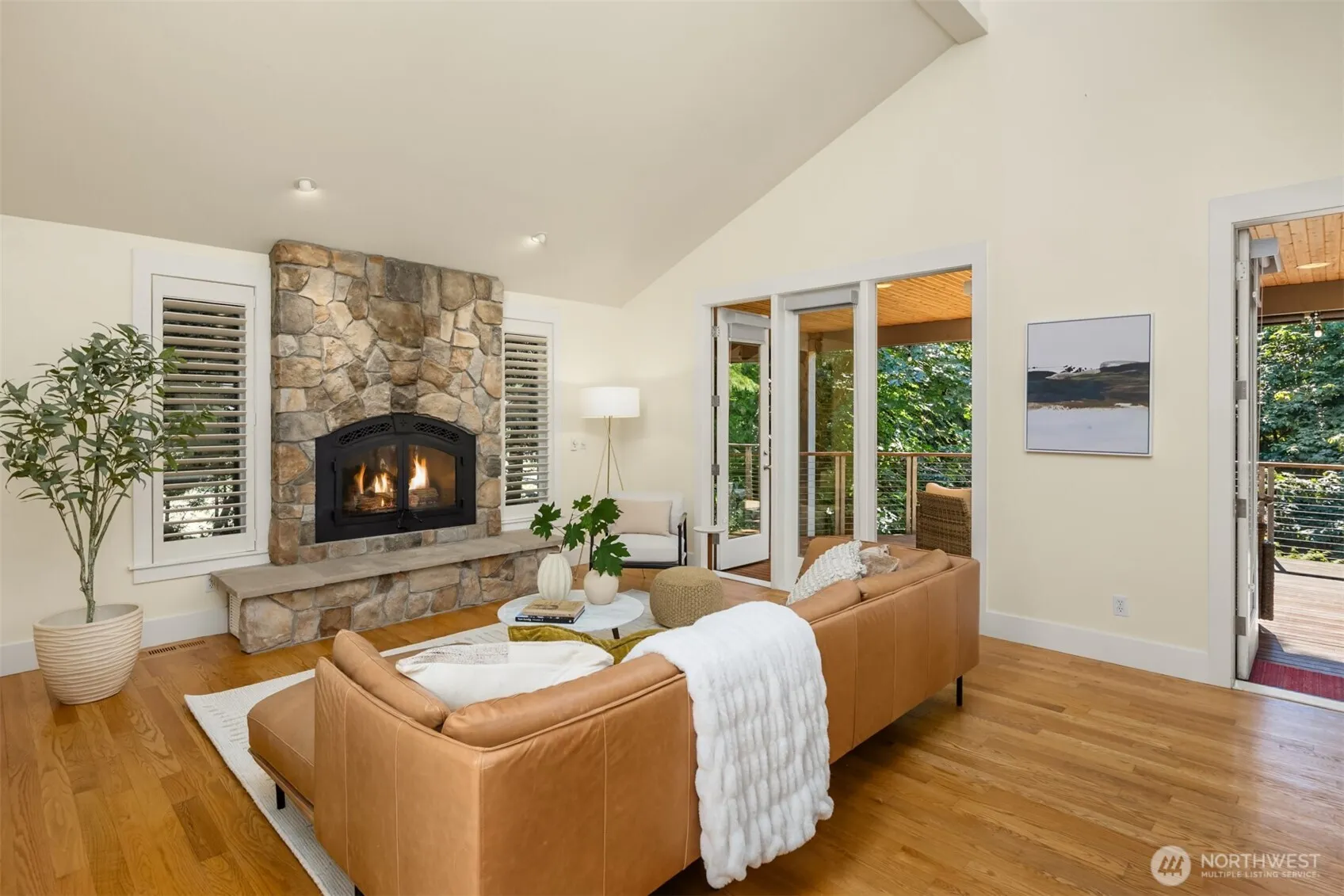Property photo for 6575 Ne Honeysuckle Lane, Bainbridge Island photo 4
