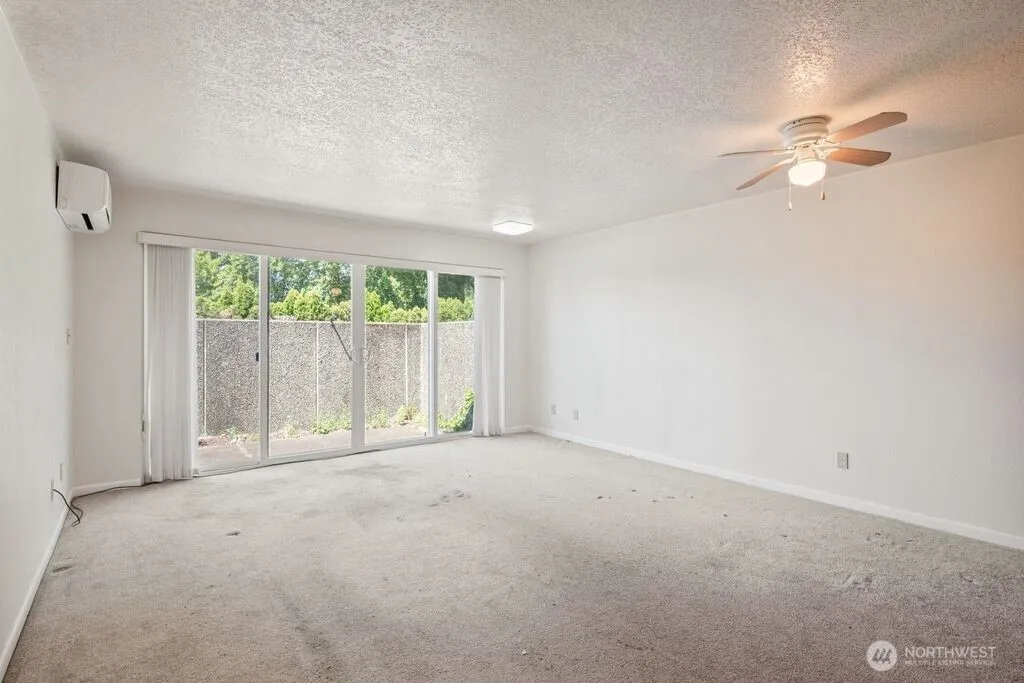 Property photo for 745 Marine View Drive, Longview photo 4