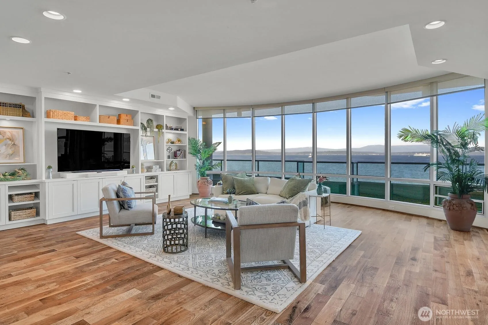 Property photo for 1374 Alki Avenue Sw #400, Seattle