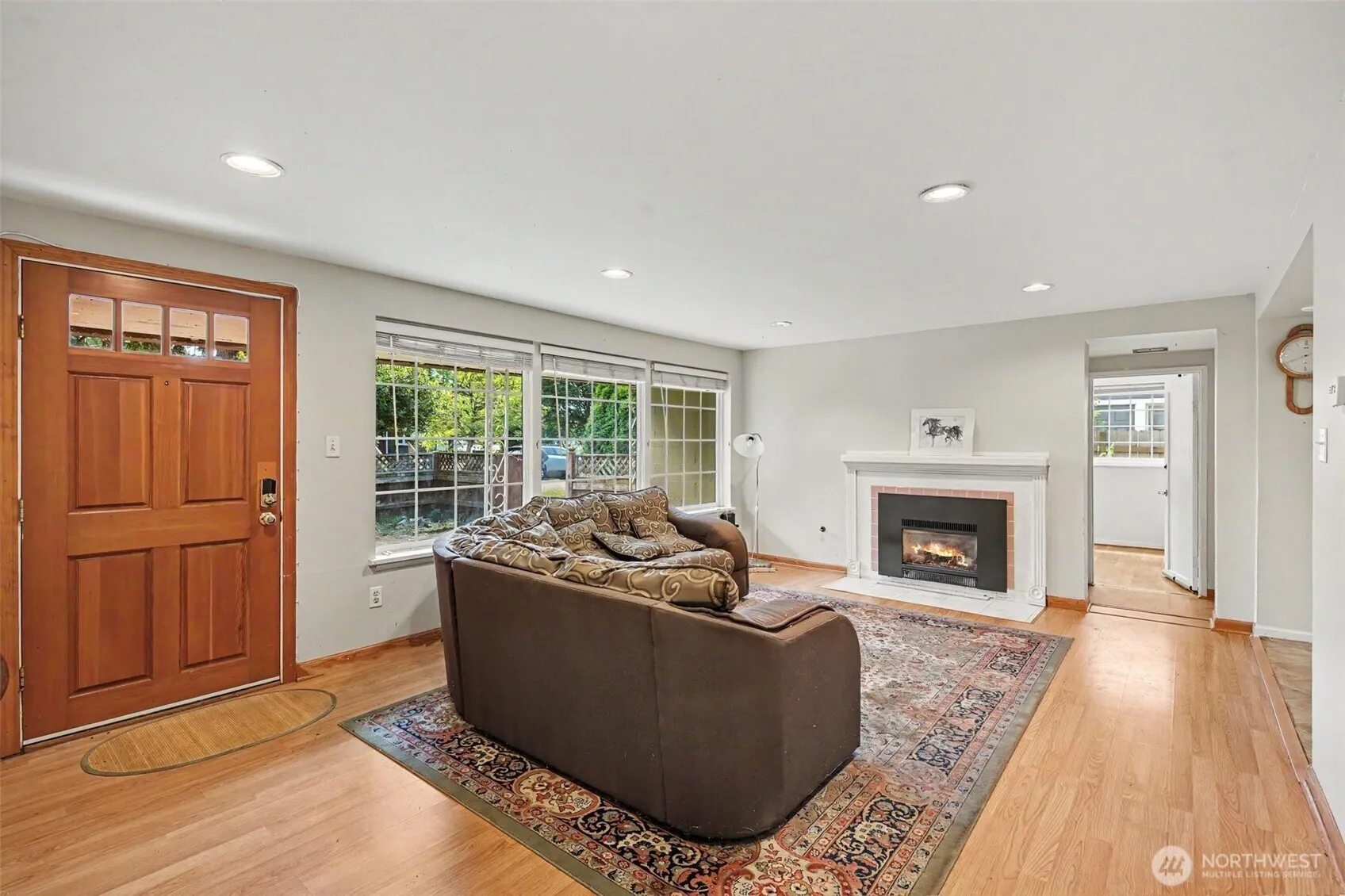 Property photo for 11557 8th Avenue Ne, Seattle photo 4