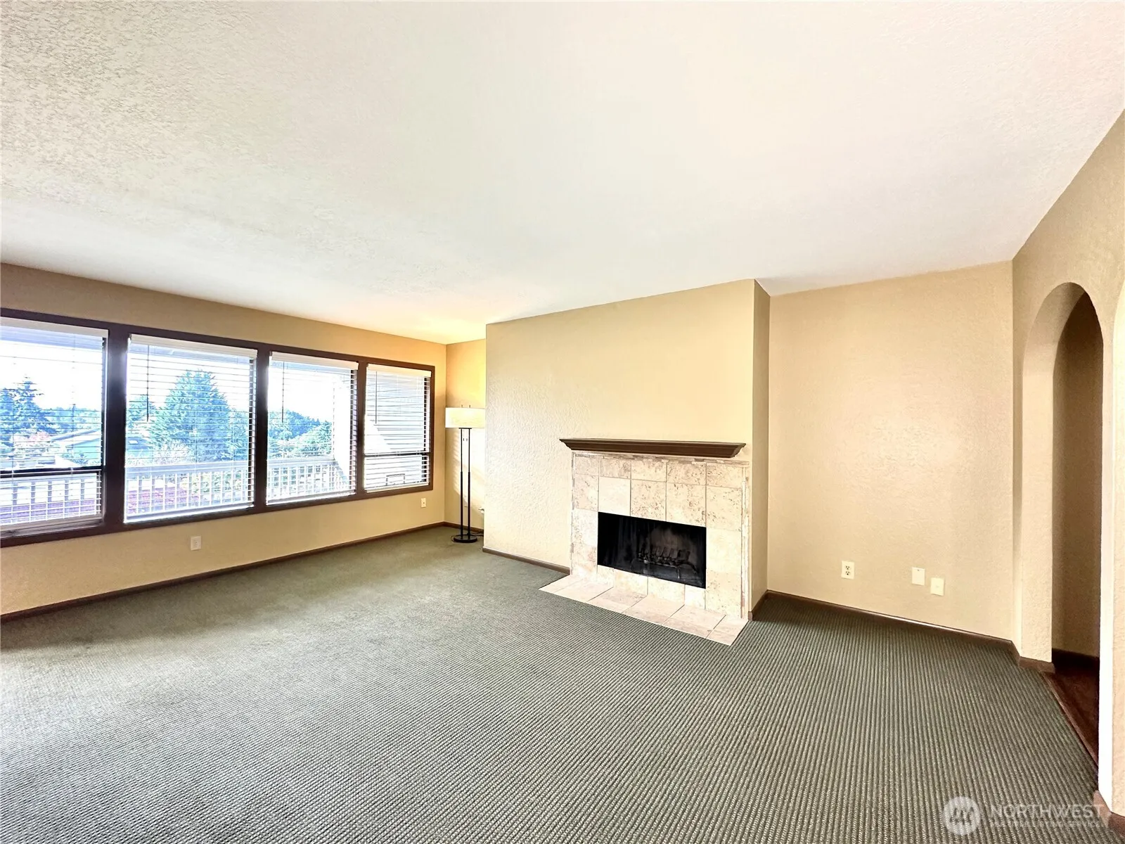Property photo for 11642 100th Avenue Ne #305, Kirkland photo 3