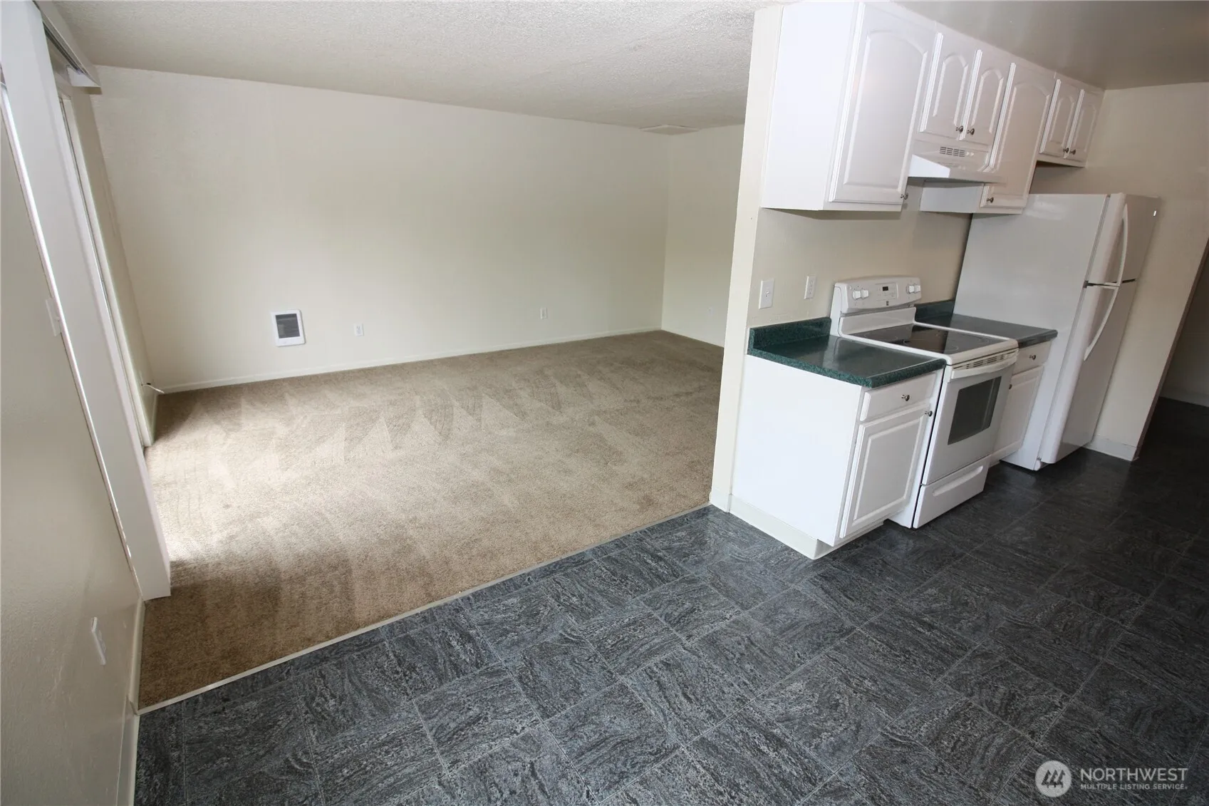 Property photo for 1903 W 31st Street, Vancouver photo 4
