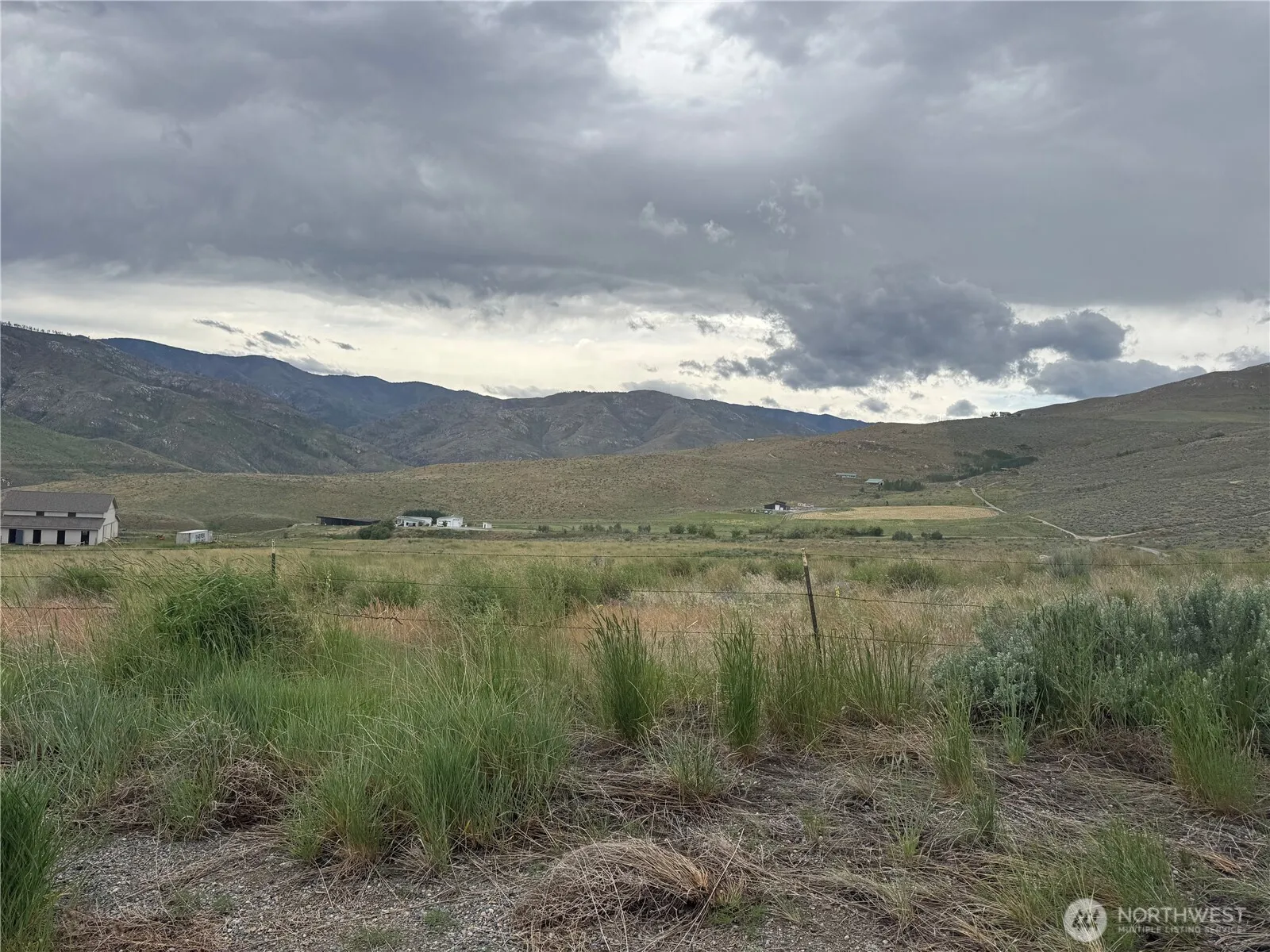 Property photo for 300 Buckhorn Mountain Drive, Pateros photo 4