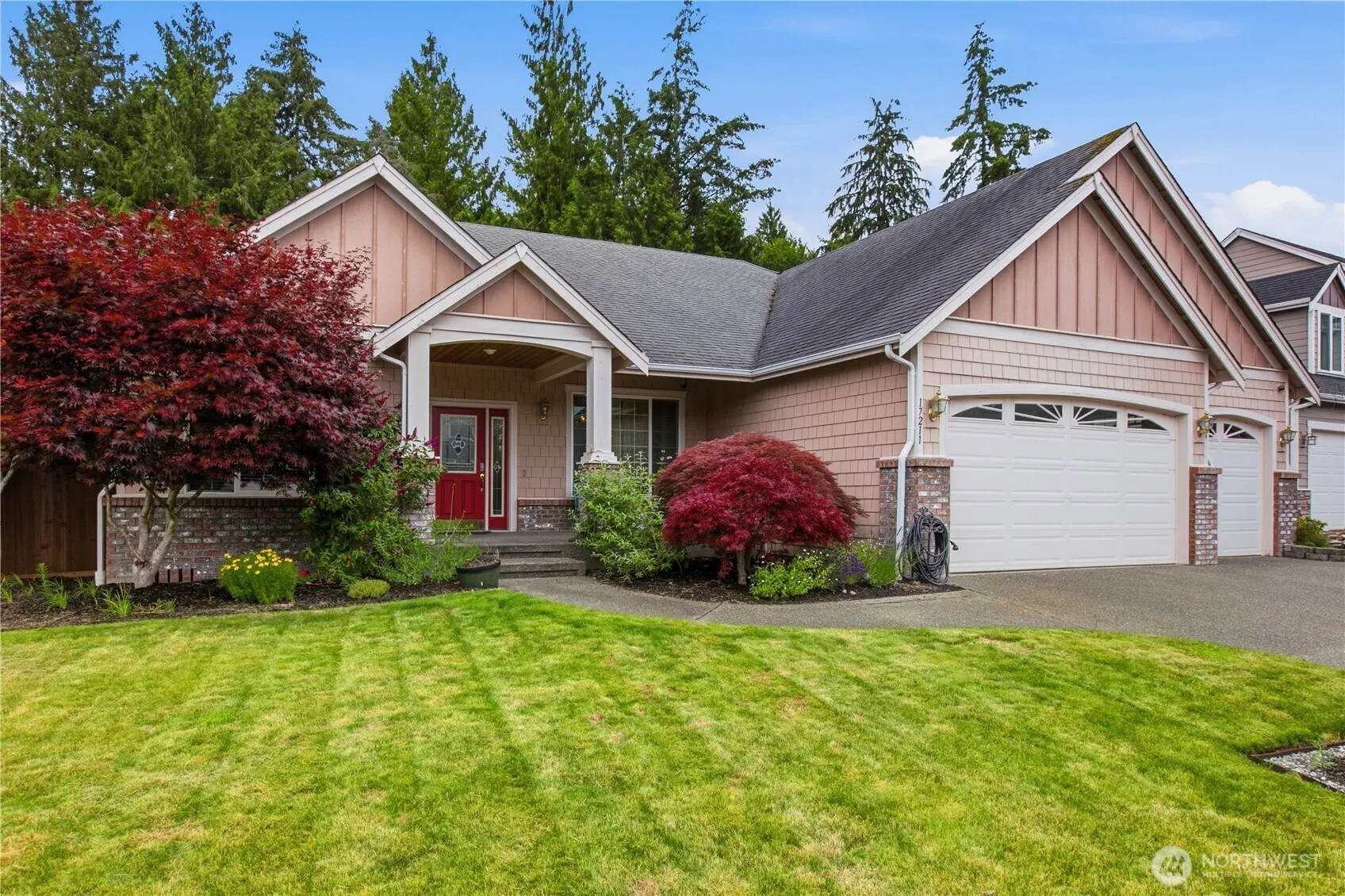 Property photo for 17211 136th Avenue Ct E, Puyallup photo 2