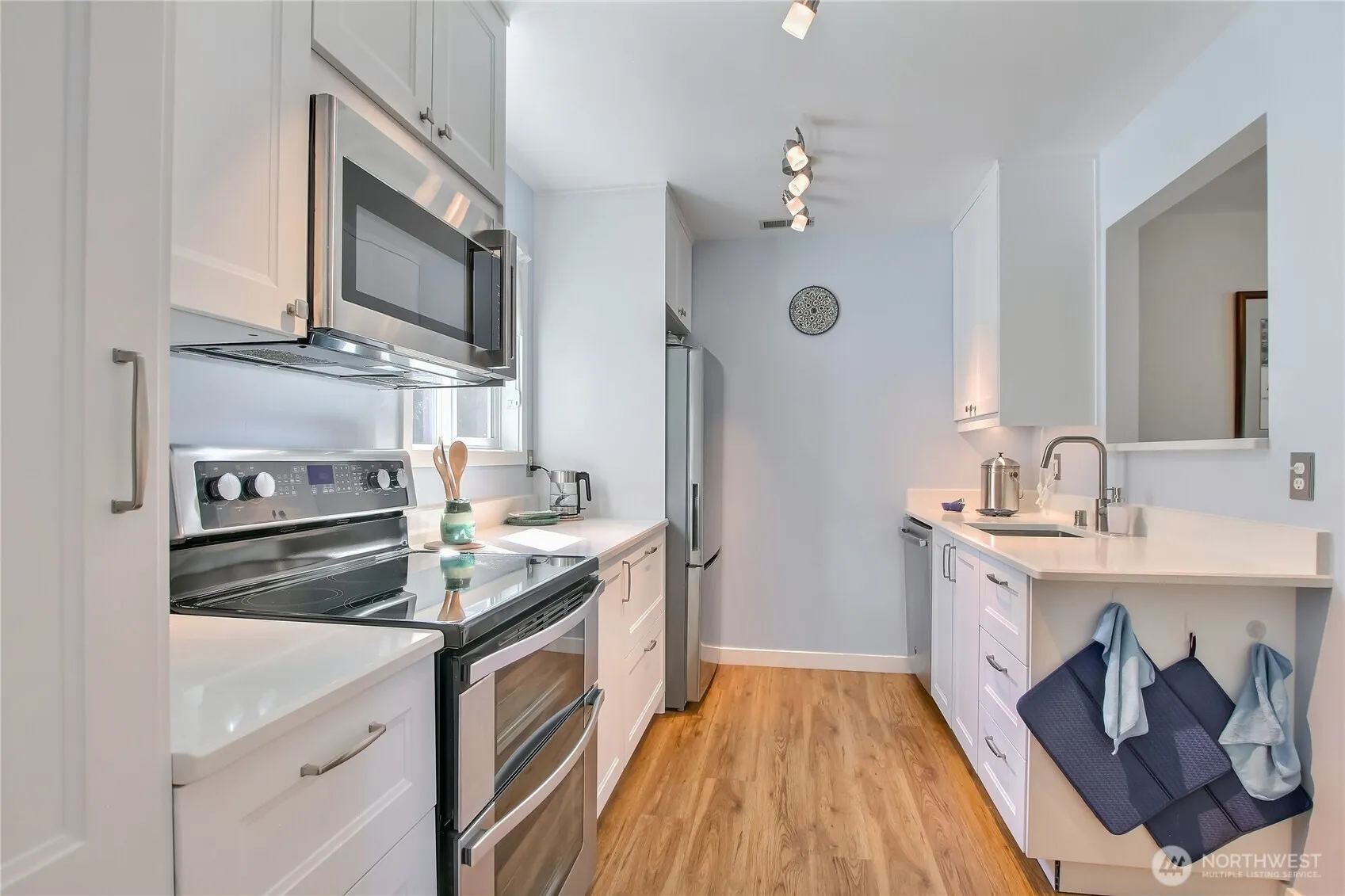Property photo for 4114 Providence Point Drive Se #2014, Issaquah photo 5