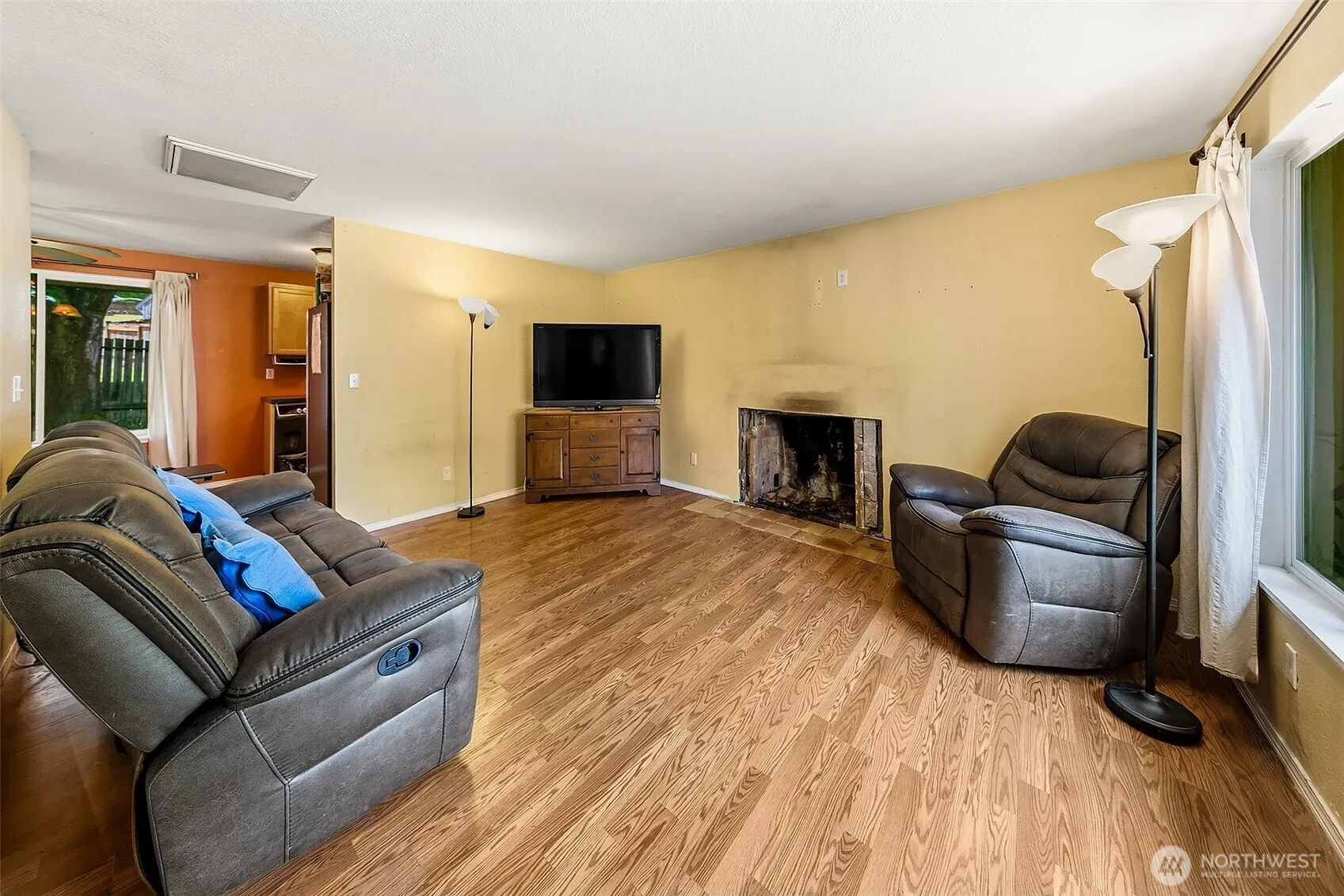 Property photo for 35011 27th Avenue Sw, Federal Way photo 4