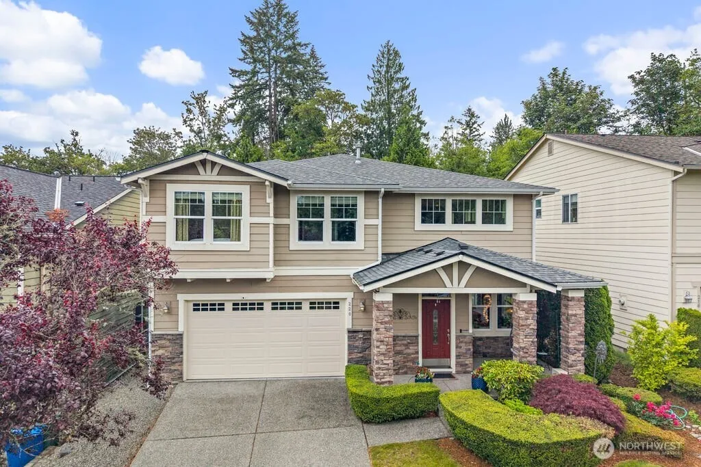 Property photo for 220 246th Court Ne, Sammamish
