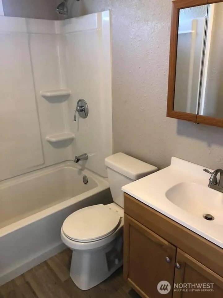 Property photo for 4016 Sandy Street Ne, Moses Lake photo 5