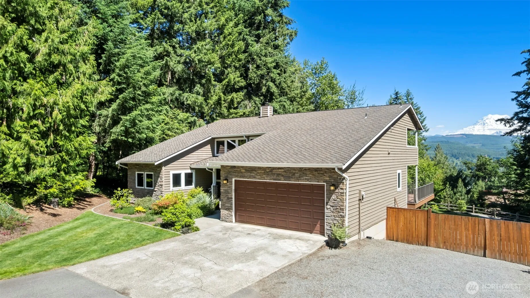 Property photo for 22715 Country Drive E, Graham