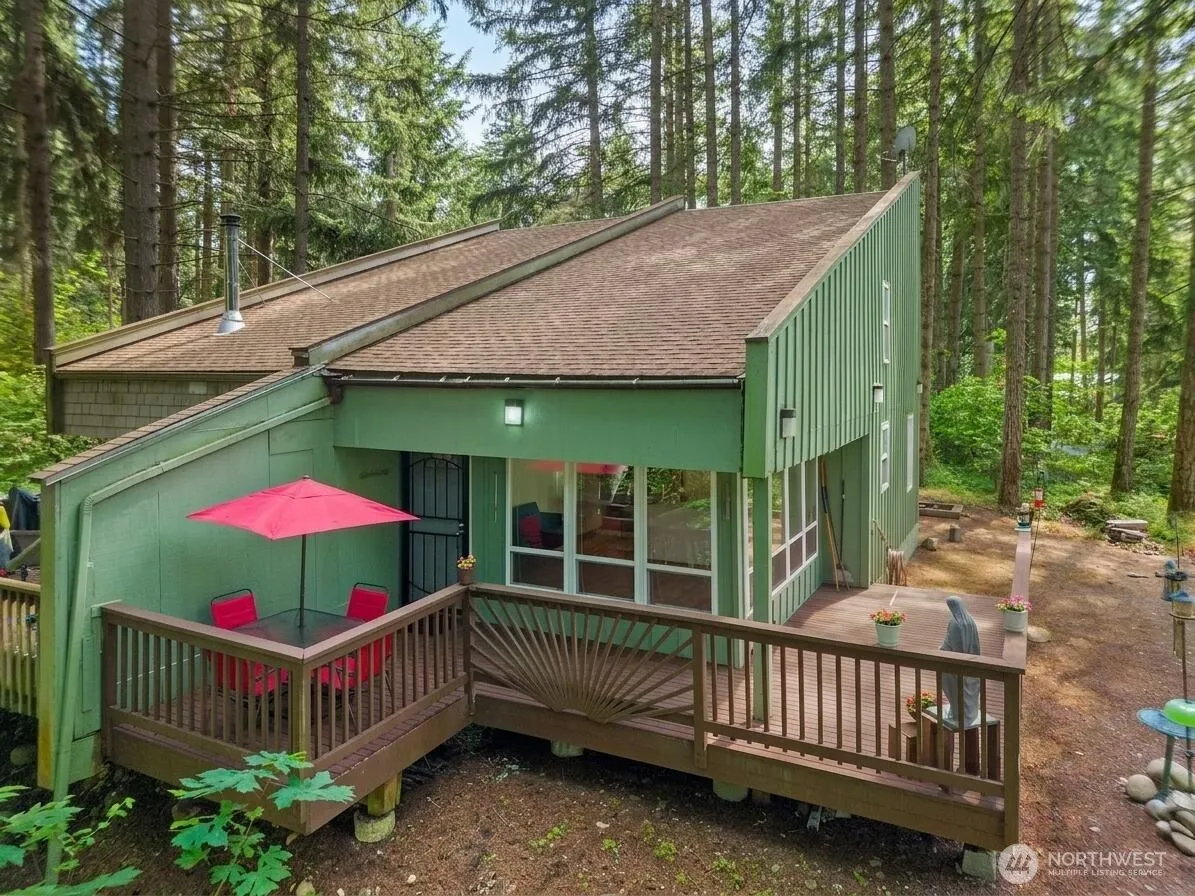 Property photo for 17830 Overlake Court Se, Yelm