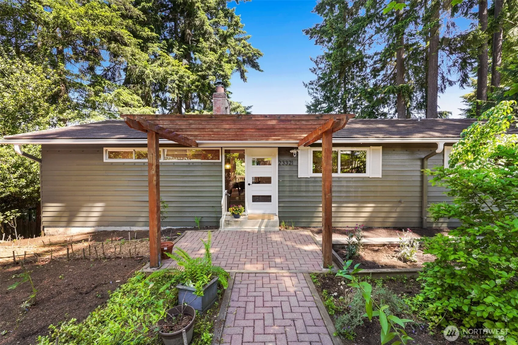 Property photo for 23321 75th Avenue W, Edmonds