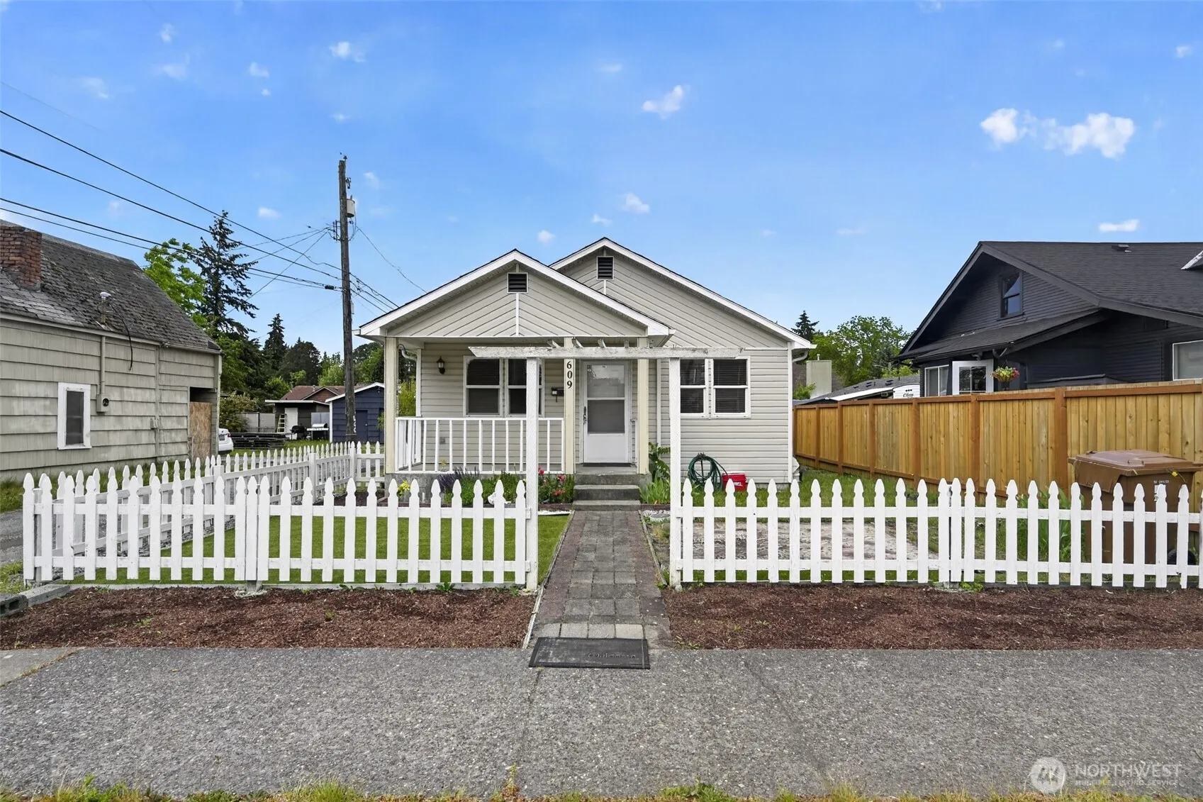 Property photo for 4609 S 66th Street, Tacoma photo 2