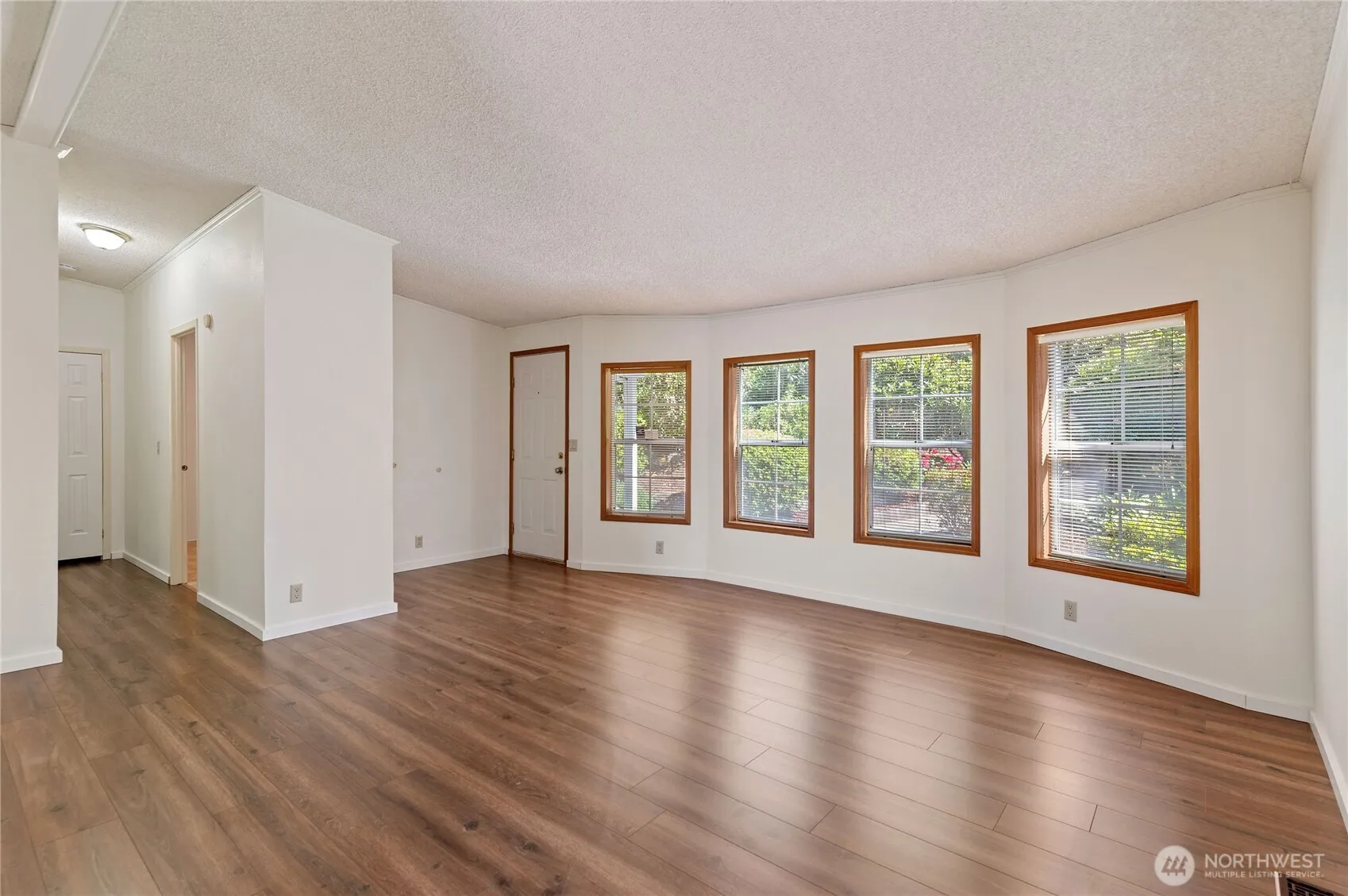 Property photo for 9466 Silver Creek Lane Nw, Bremerton photo 4