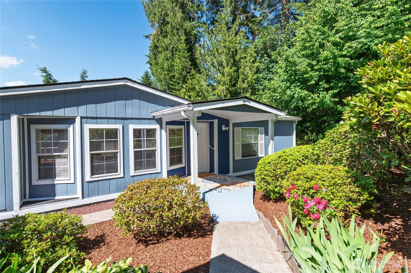 Property photo for 9466 Silver Creek Lane Nw, Bremerton photo 3