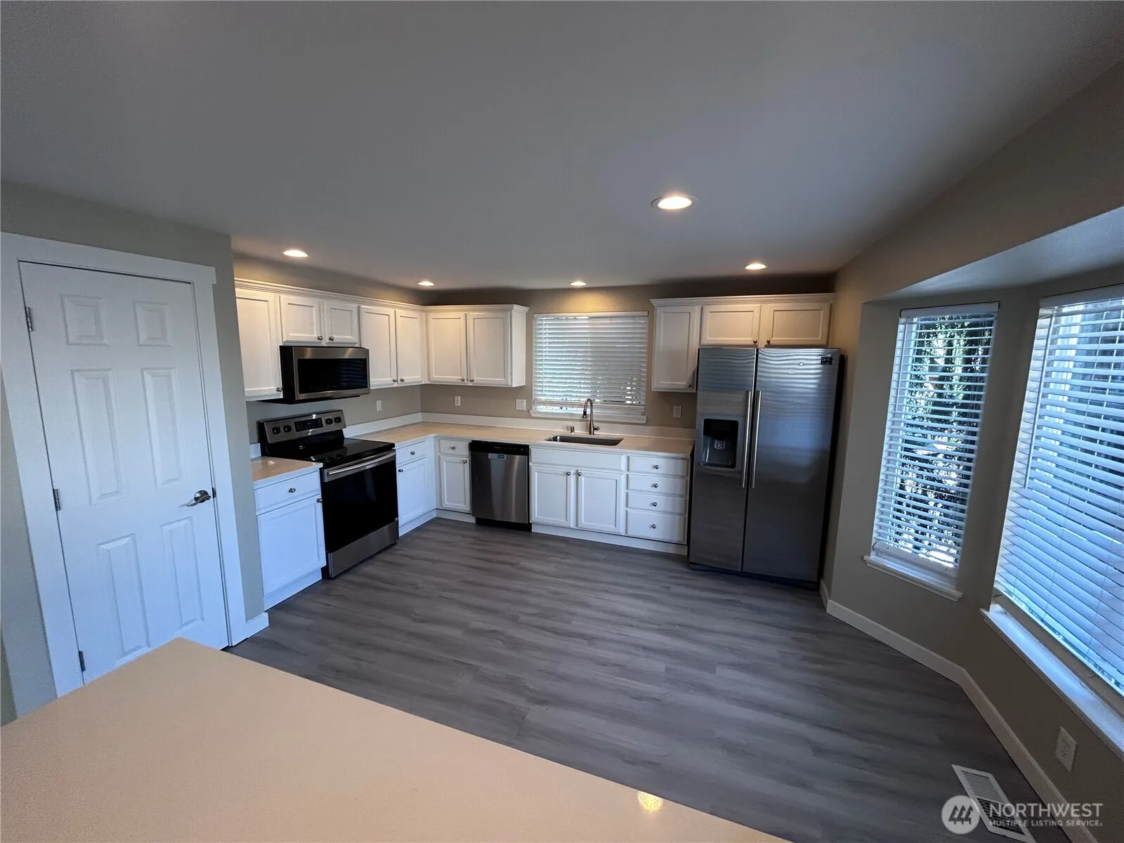 Property photo for 7621 67th Street Ne, Marysville photo 4
