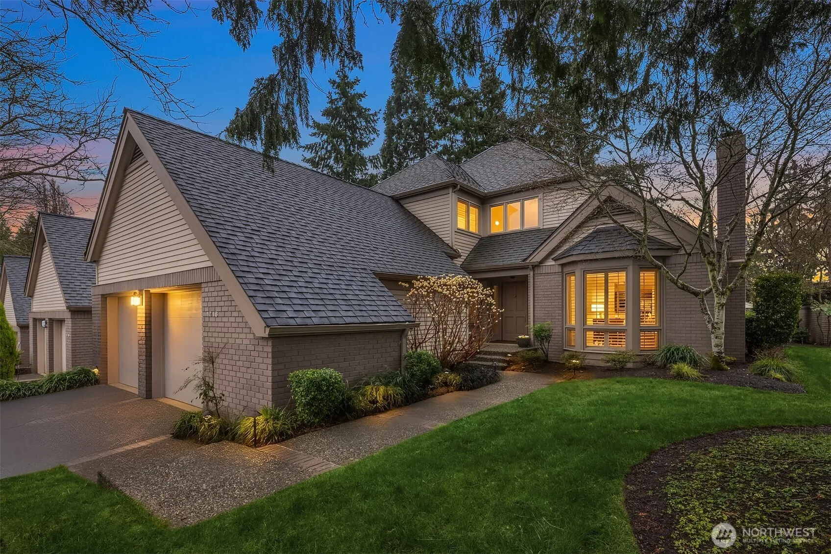 Property photo for 1716 Bellevue Way Ne, Bellevue