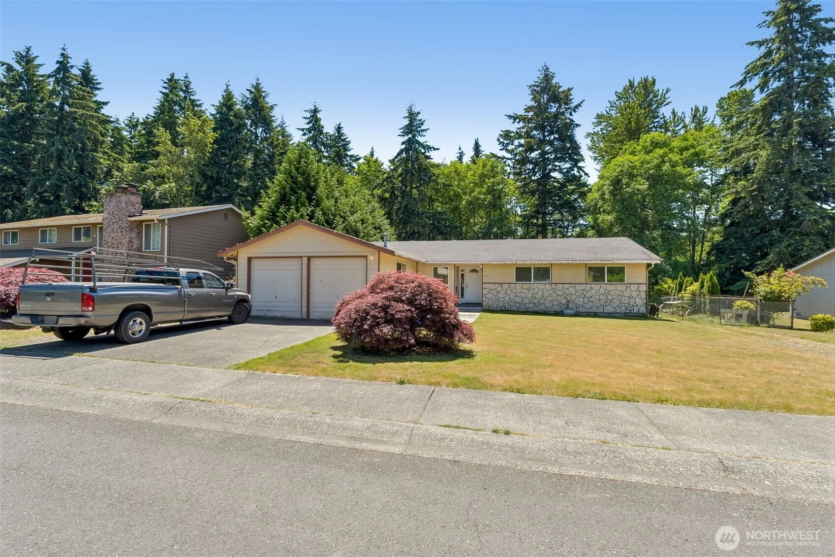 Property photo for 521 Sw 317th Place, Federal Way photo 2