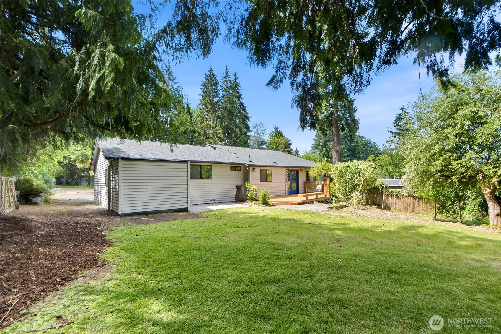 Property photo for 19926 Ne Union Hill Rd, Redmond photo 3
