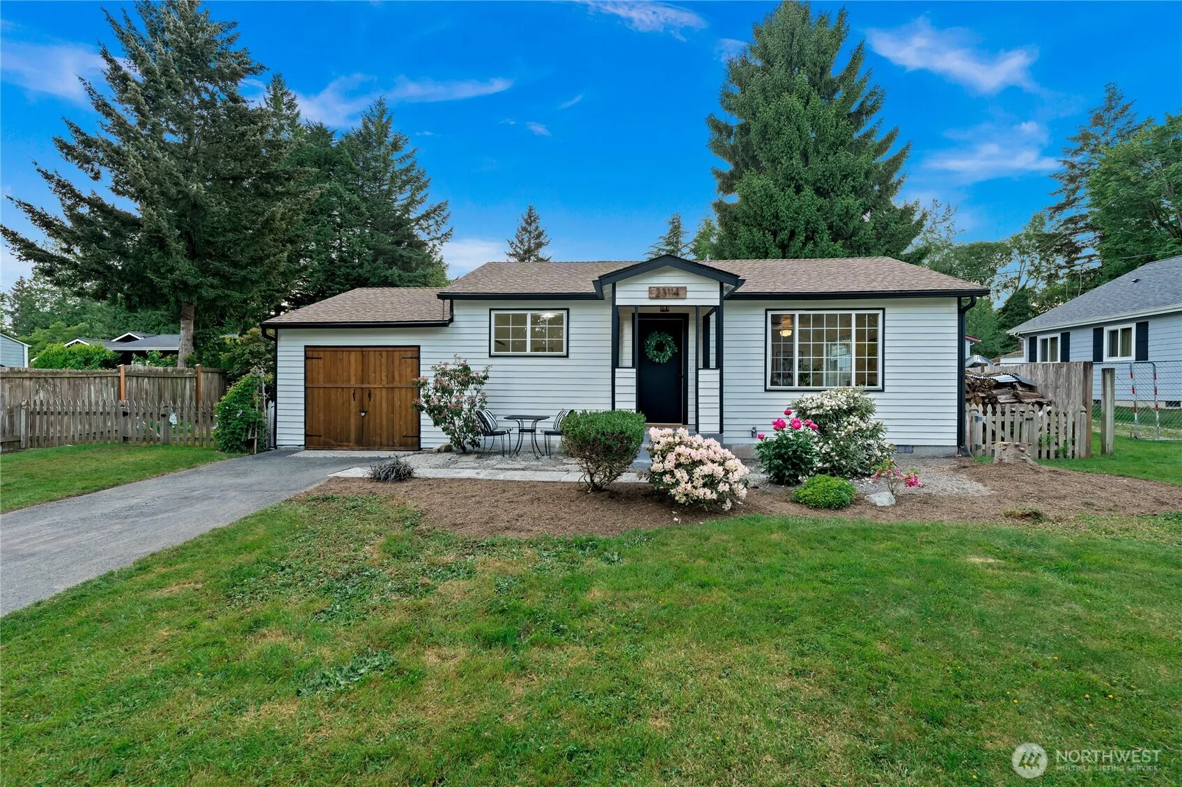 Property photo for 23114 29th Avenue W, Brier photo 3
