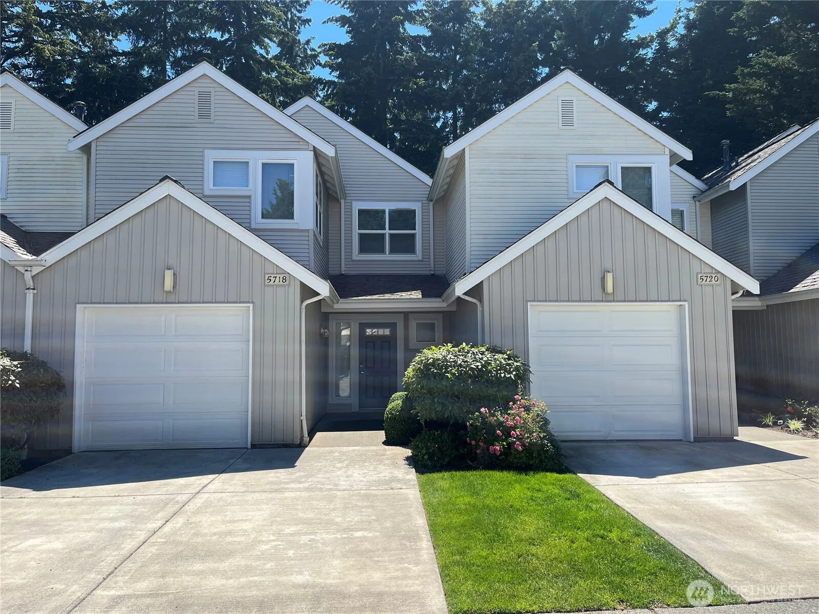 Property photo for 5718 S Grove Drive, Mukilteo