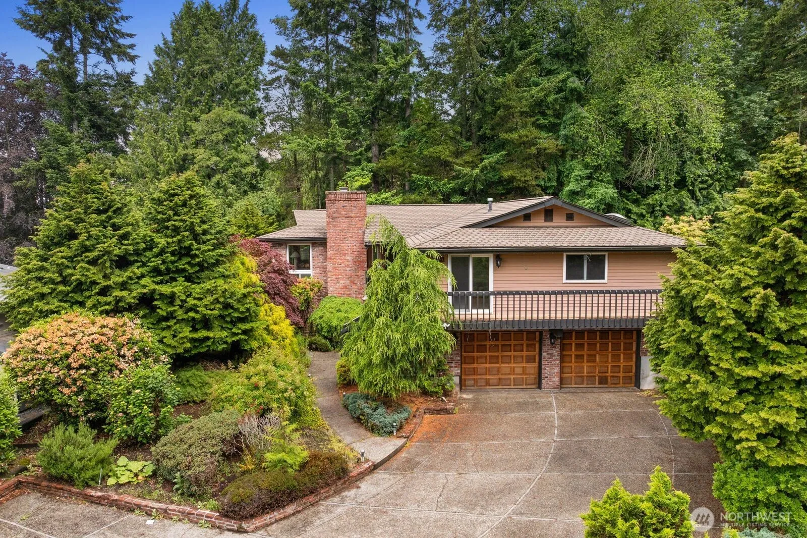 Property photo for 7011 165th Place Sw, Edmonds
