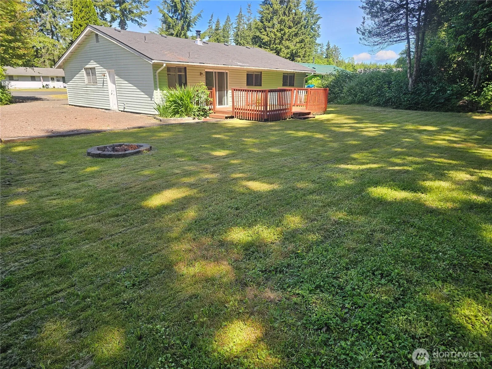 Property photo for 151 S Little John Lane N, Forks photo 2