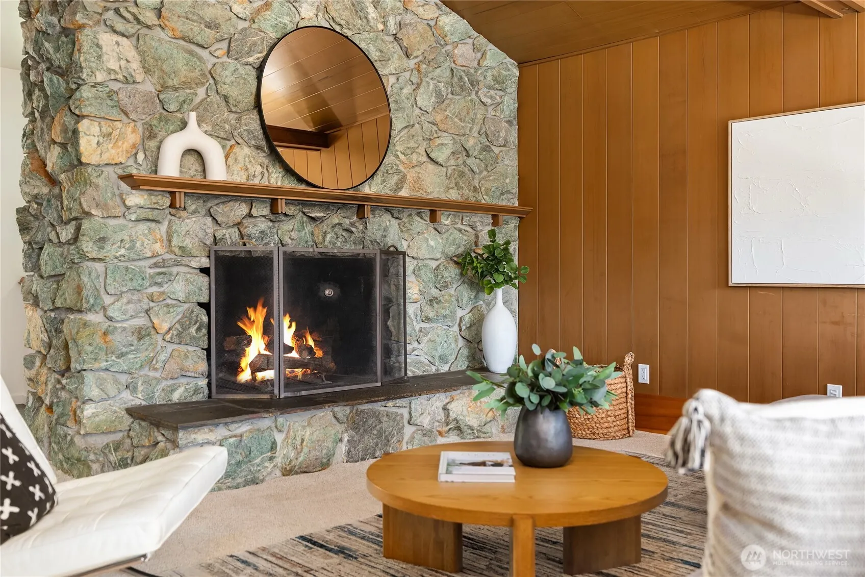 Property photo for 398 Ferncliff Avenue Ne, Bainbridge Island photo 5