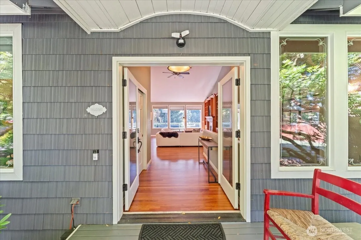 Property photo for 3324 Deer Island Drive E, Lake Tapps photo 3