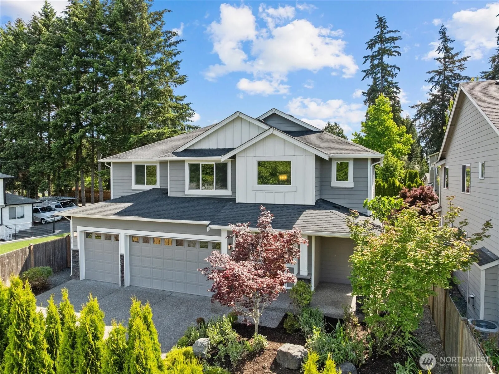 Property photo for 1226 170th Street Sw, Lynnwood photo 2