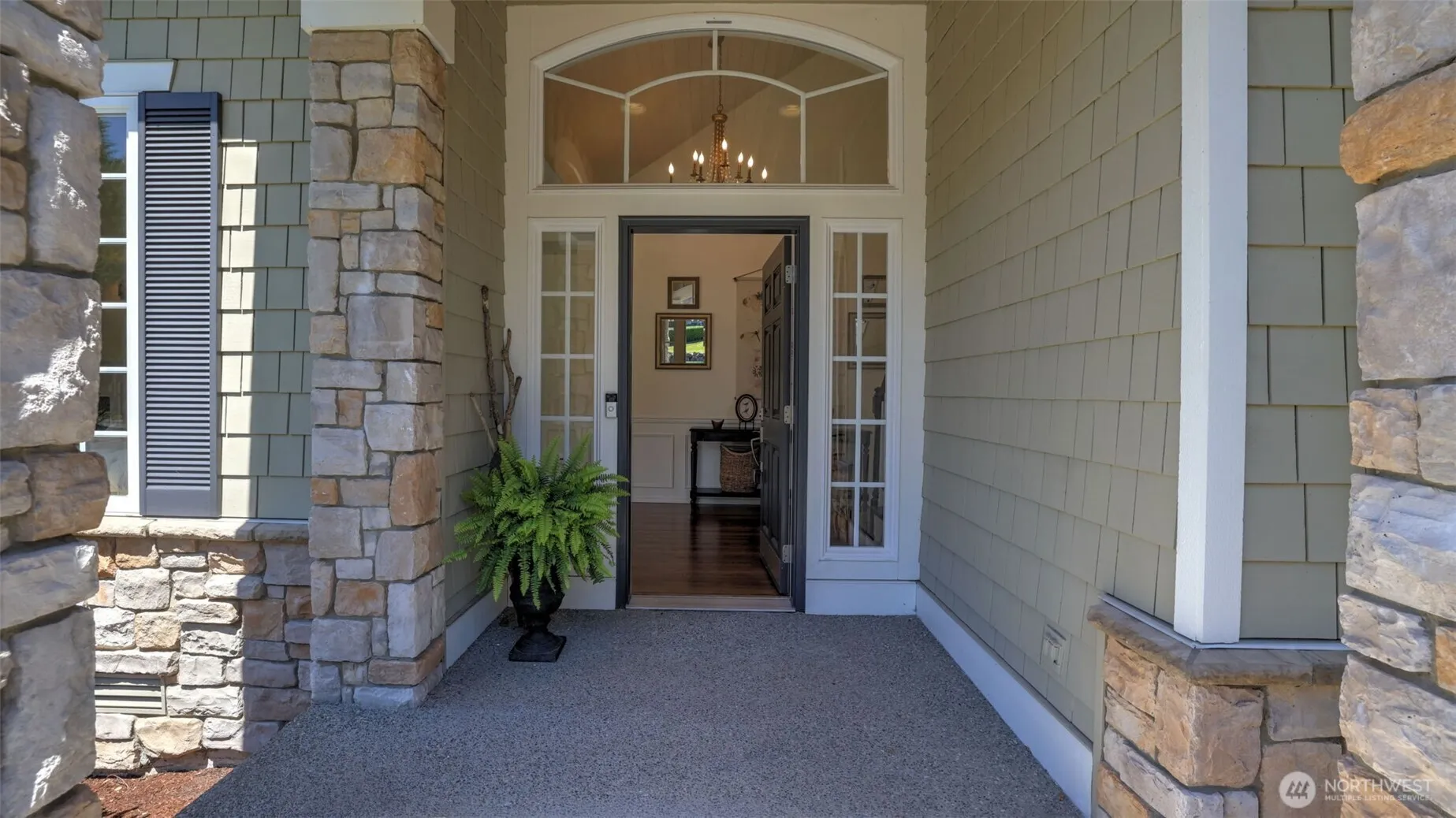 Property photo for 24128 Ne 1st Place, Sammamish photo 3