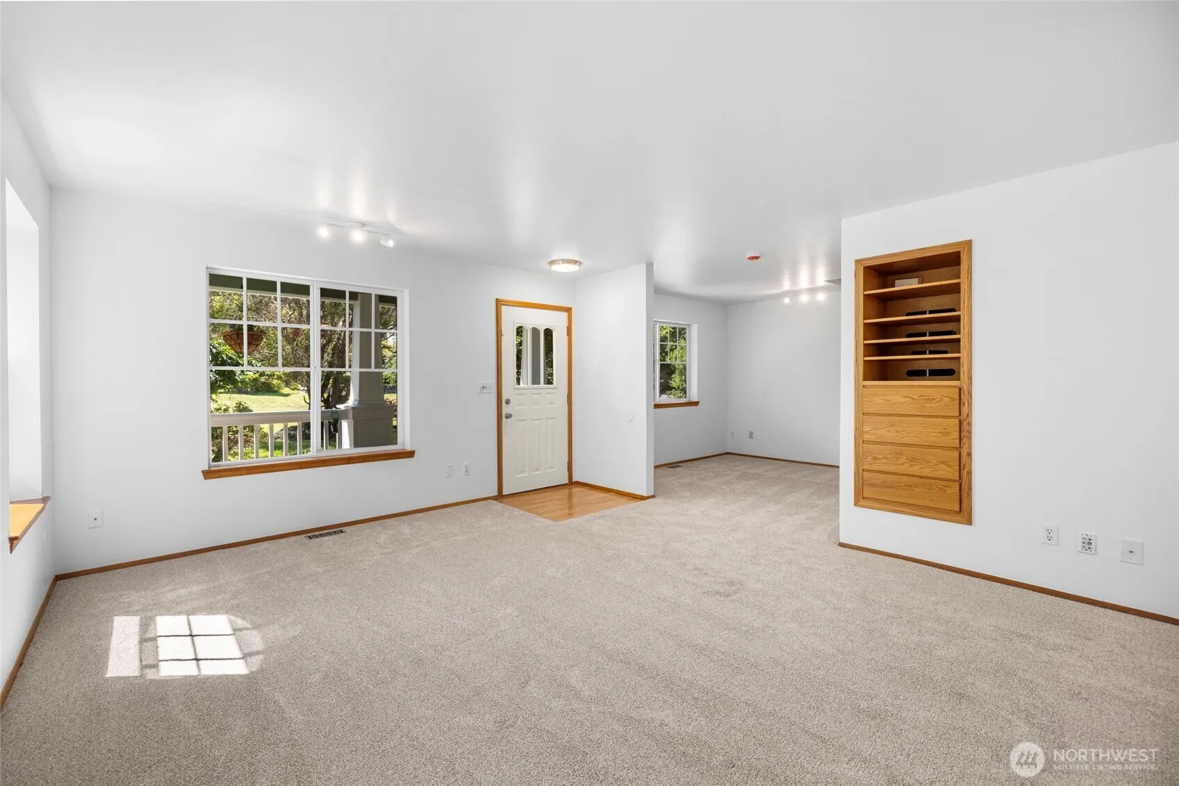 Property photo for 2609 C Avenue, Anacortes photo 5