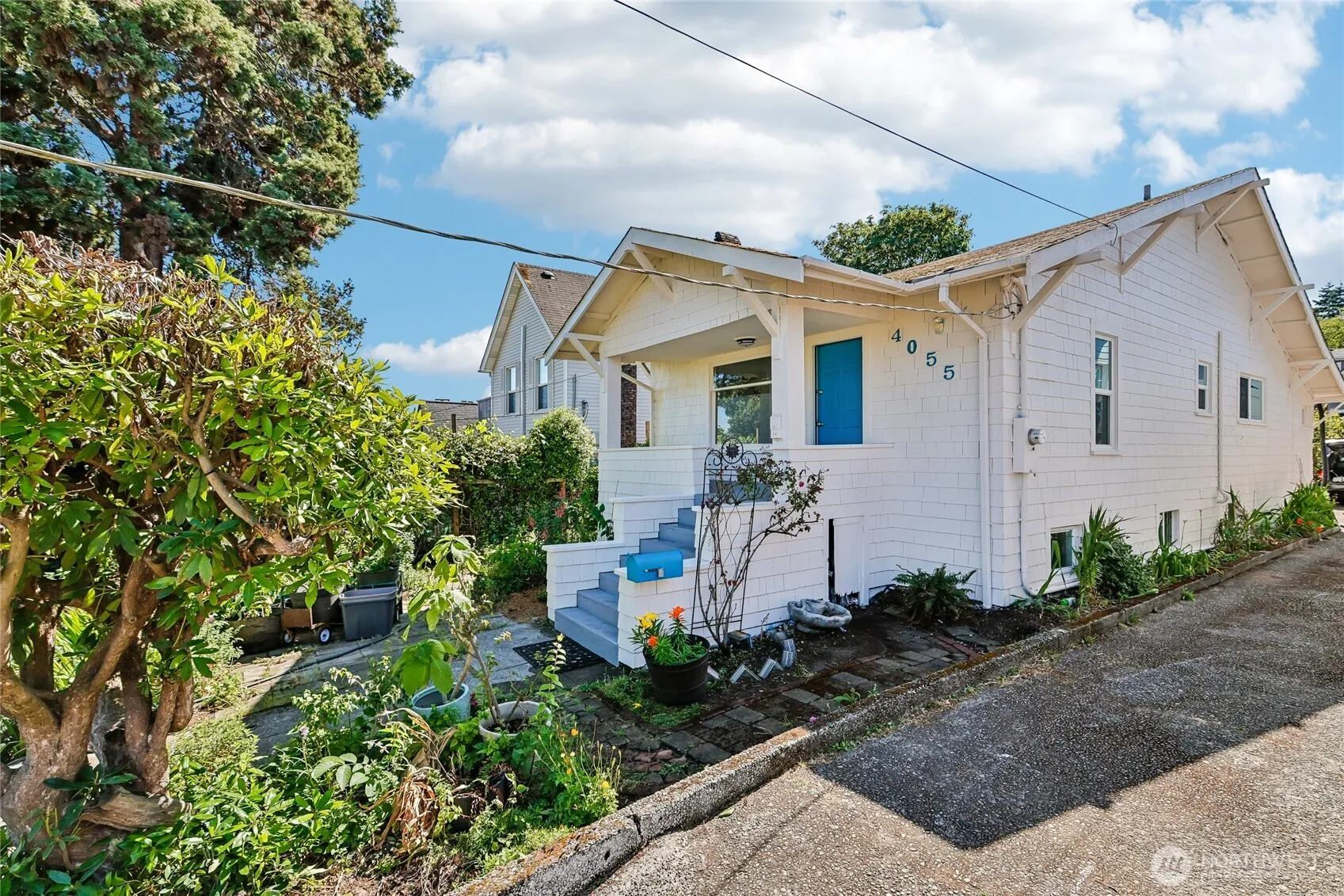 Property photo for 4055 Latona Avenue Ne, Seattle