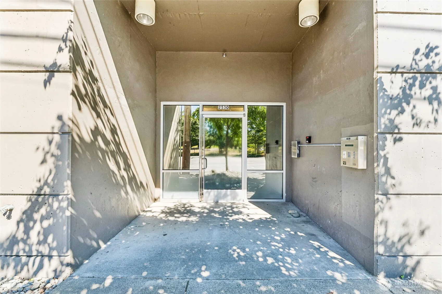 Property photo for 2530 15th Avenue W #401, Seattle photo 3