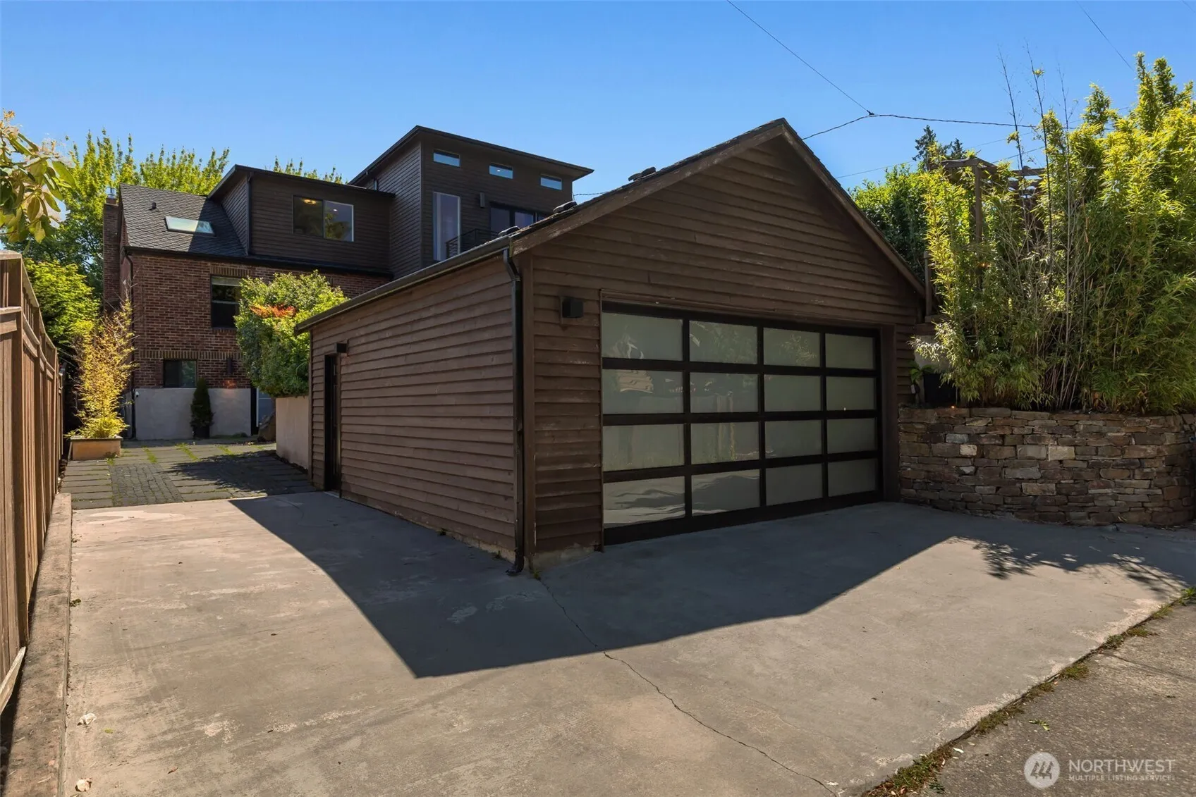 Property photo for 3033 45th Avenue Sw, Seattle photo 3