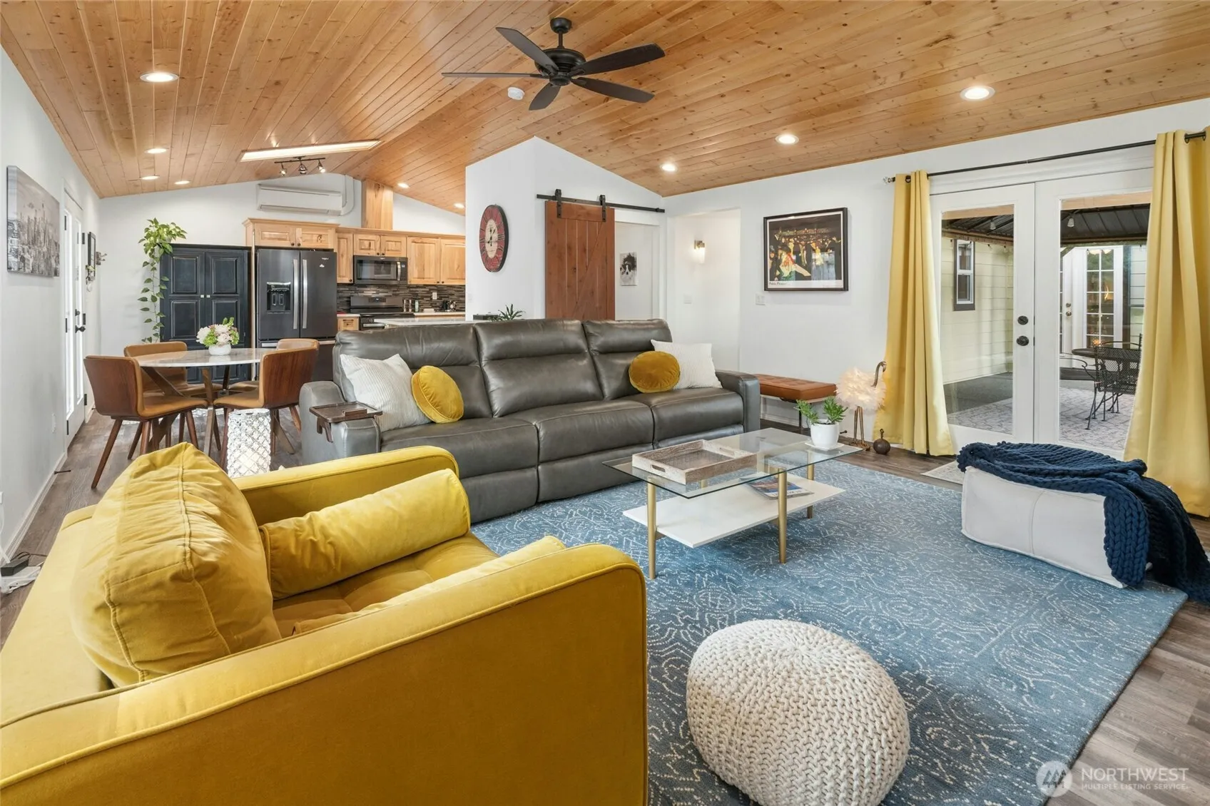 Property photo for 237 S 186th Street, Burien photo 3