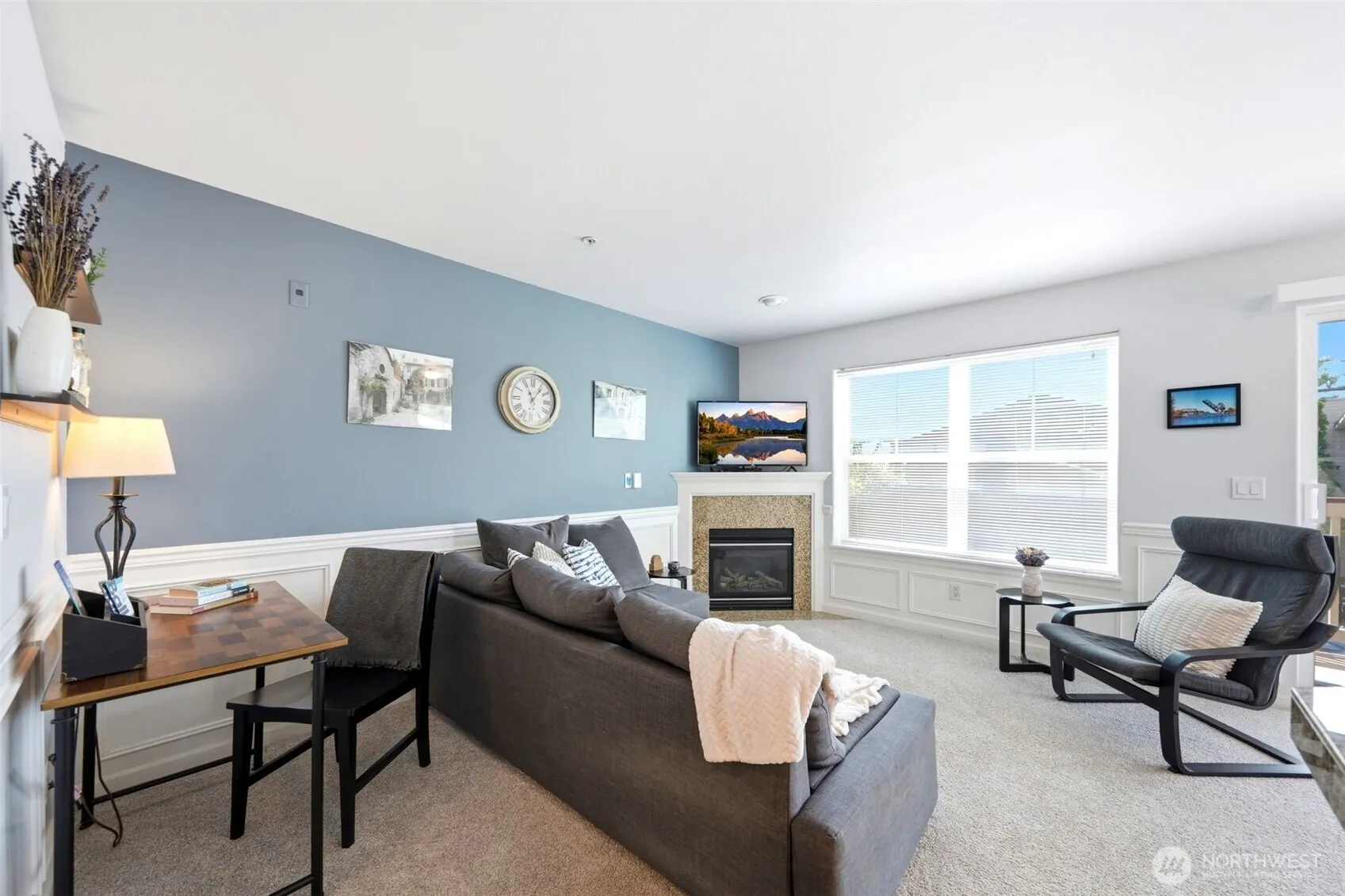 Property photo for 2433 Nw 59th Street #202, Seattle photo 5