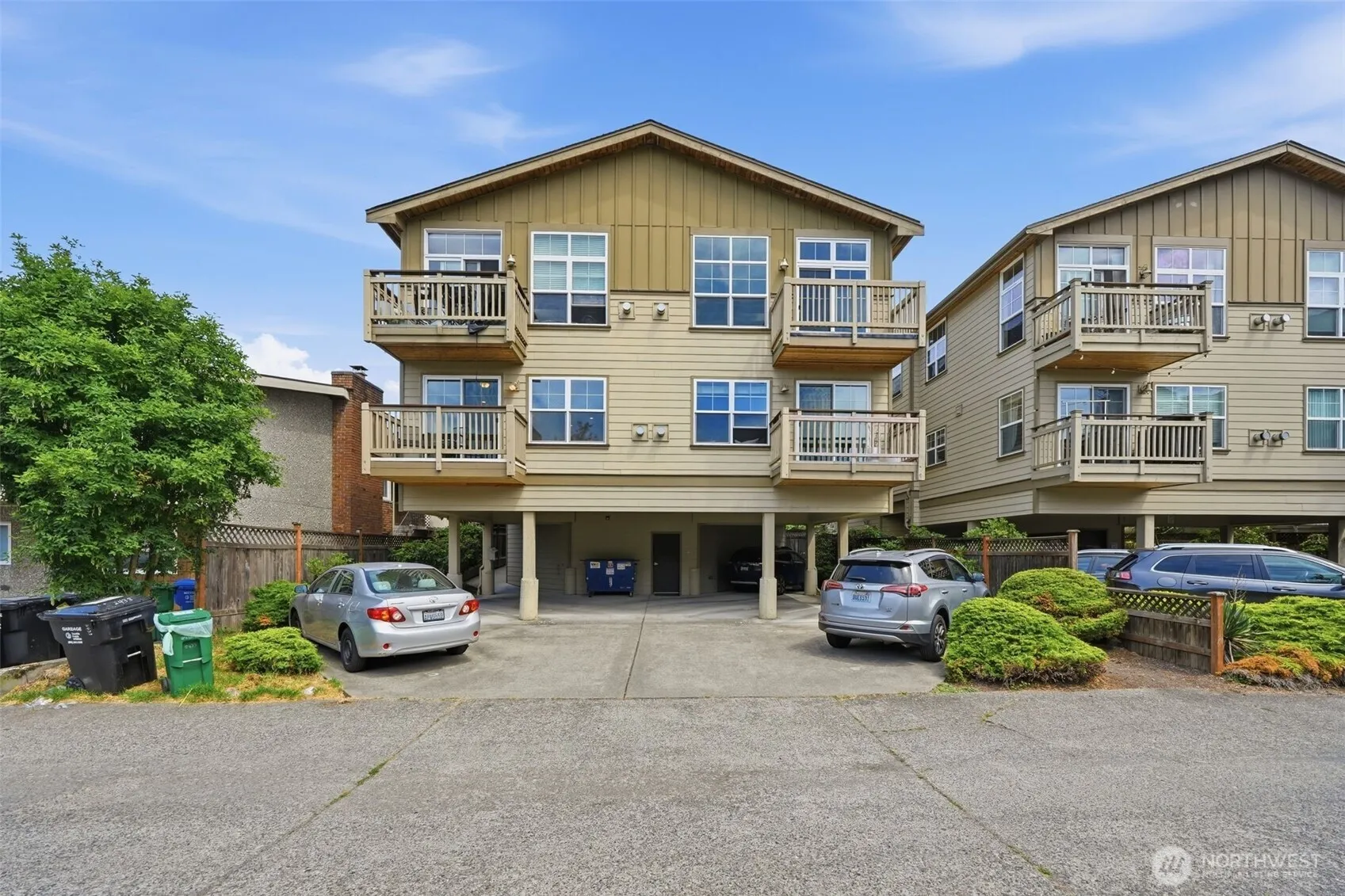Property photo for 2433 Nw 59th Street #202, Seattle