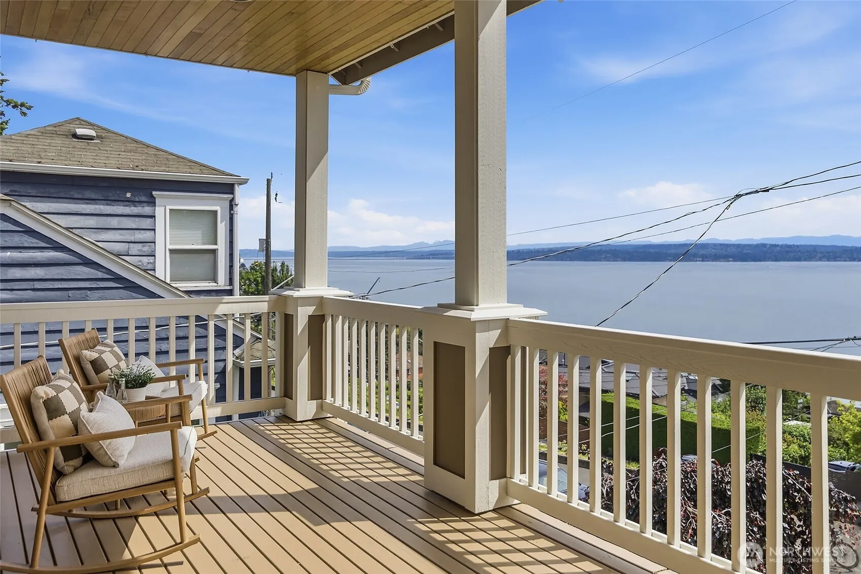 Property photo for 1125 Lake Washington Boulevard S, Seattle photo 2