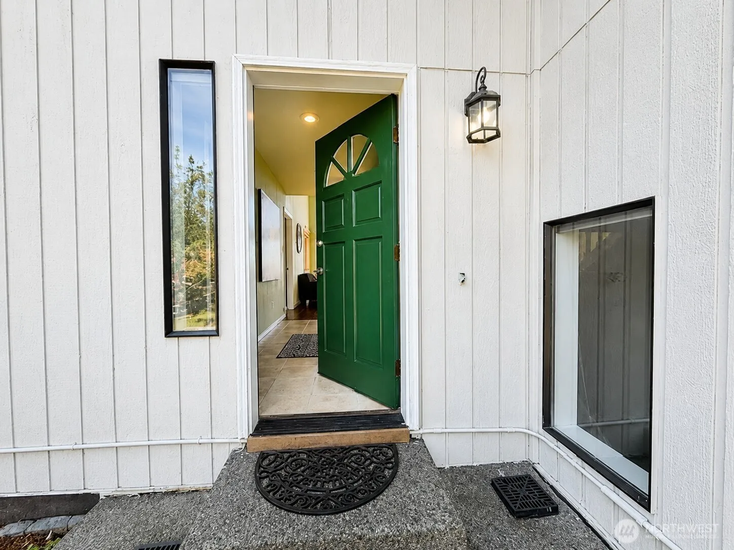 Property photo for 1216 Wheeler Street S, Tacoma photo 2