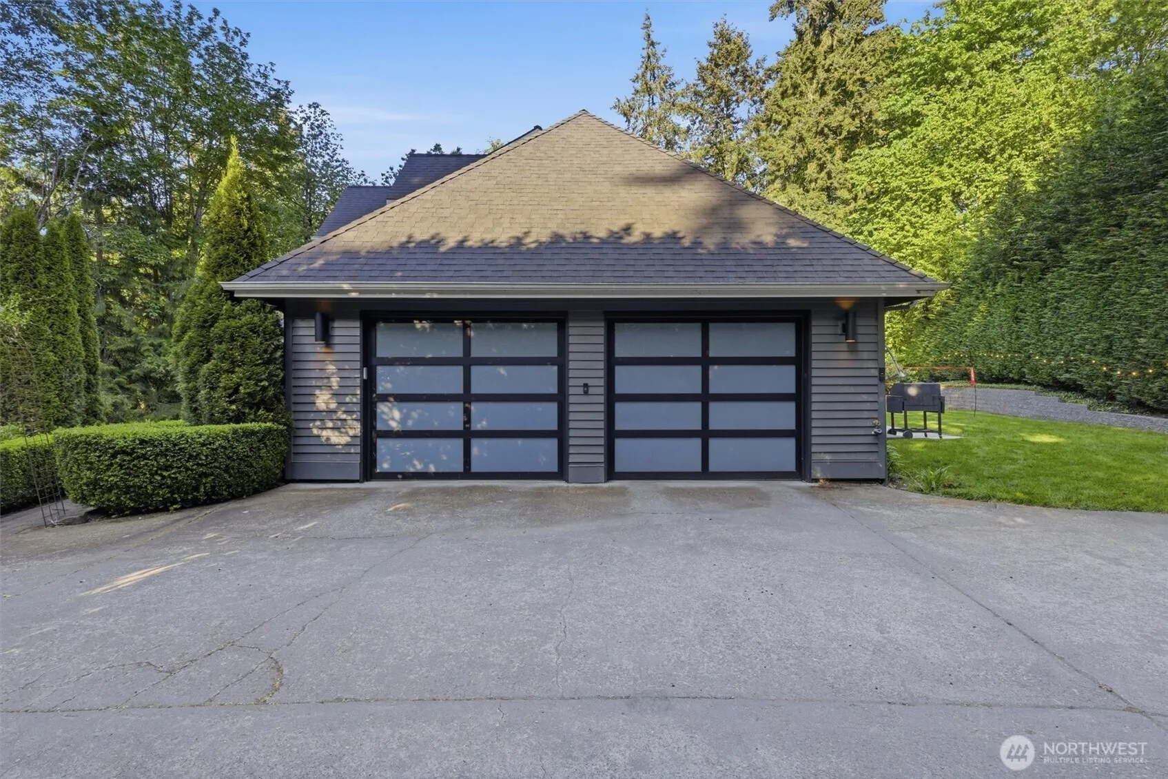 Property photo for 12217 Ne 100th Street, Kirkland photo 3