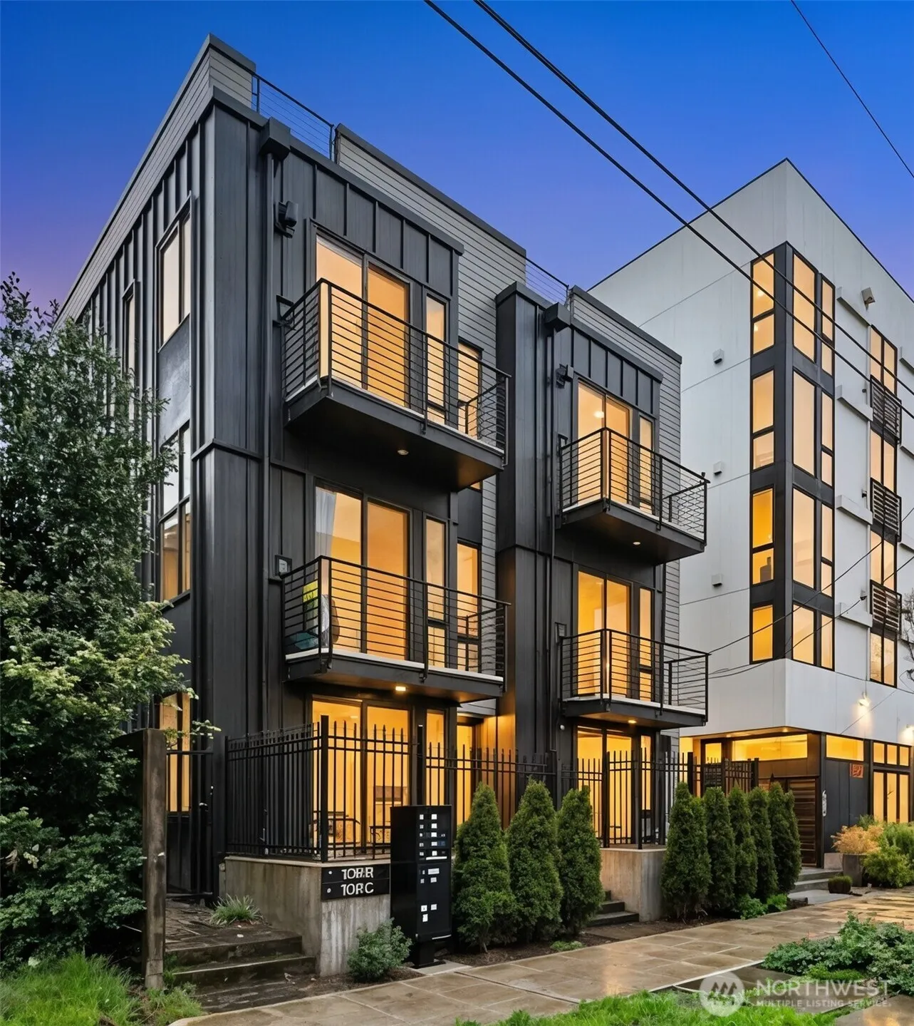 Property photo for 109 22nd Avenue E #f, Seattle