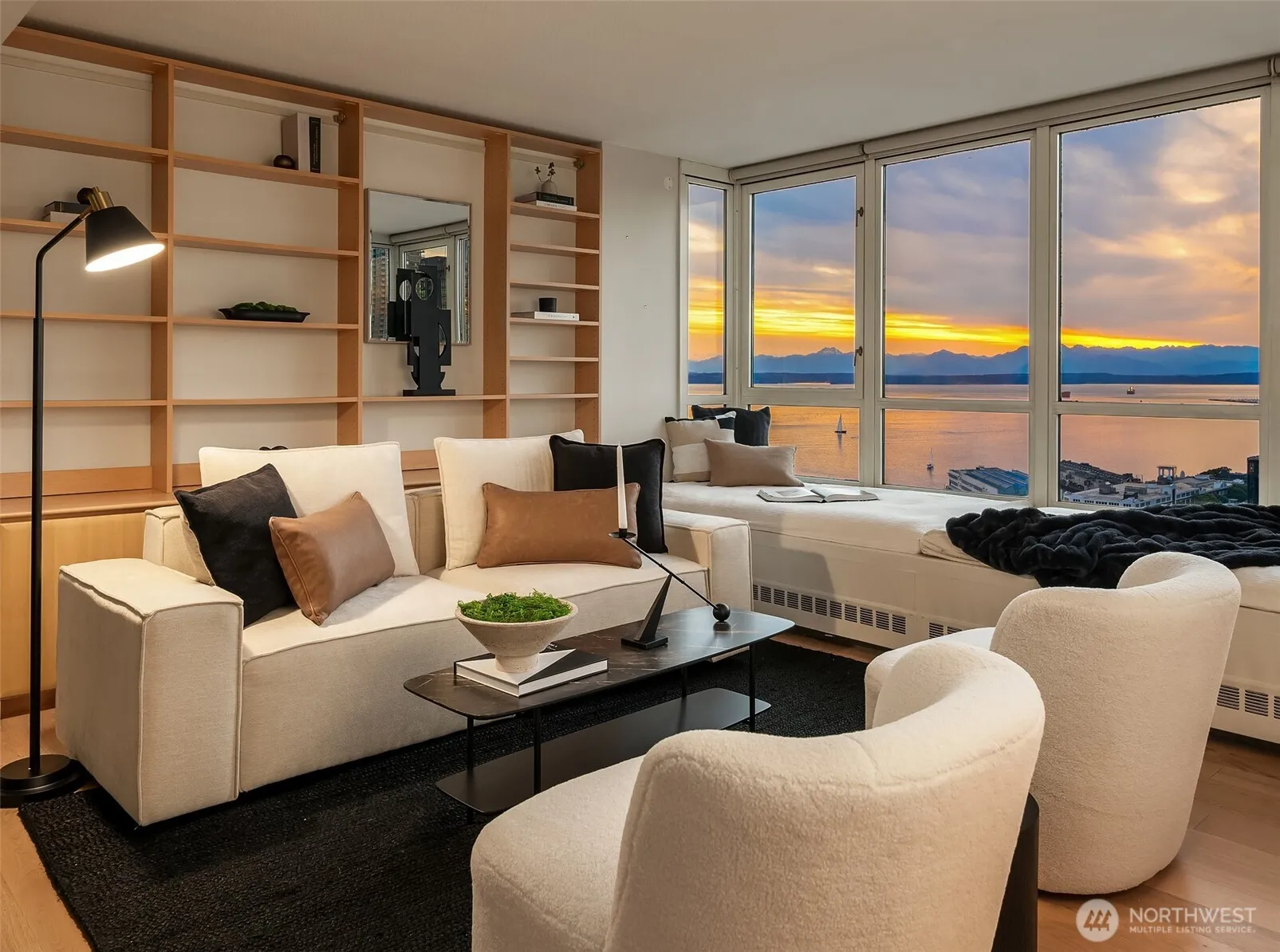 Property photo for 2125 1st Avenue #1902, Seattle