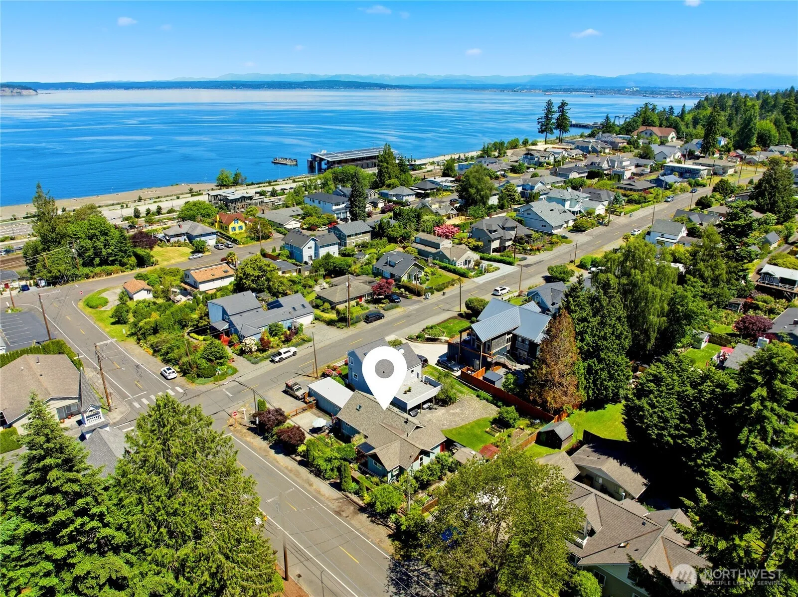 Property photo for 308 Loveland Avenue, Mukilteo photo 3