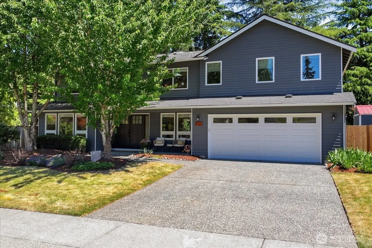 Property photo for 6220 145th Street Ne, Redmond photo 2