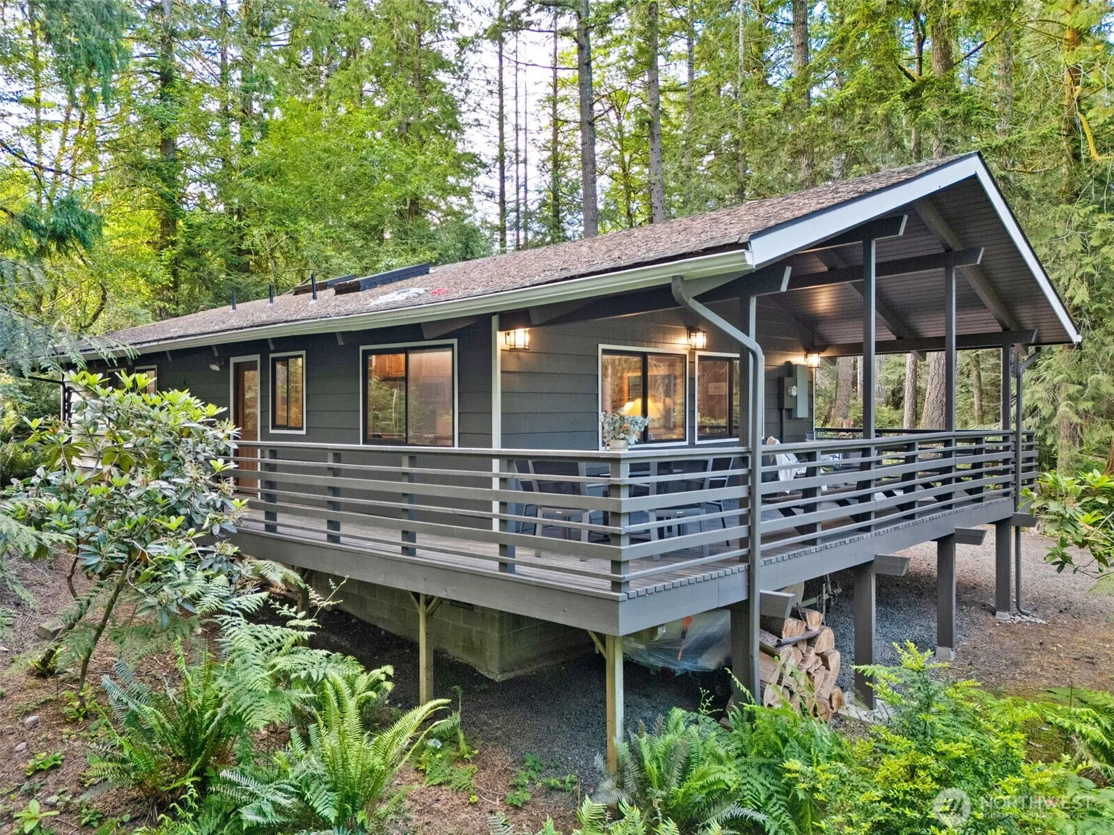 Property photo for 151 E Nantucket Road, Shelton